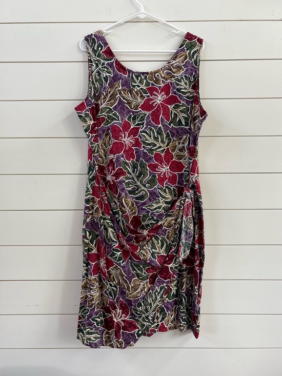 Hilo Hattie Dresses & Skirts - Hilo Hattie Sleeveless Hawaiian Wrap and Tie Dress